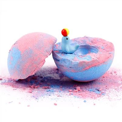 Da dej foob pob nrog cov khoom ua si rau menyuam yaus