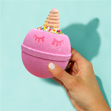 Unicorn Thiab Pirate Da Dej Fizzer Order 2000 Teeb Txhua